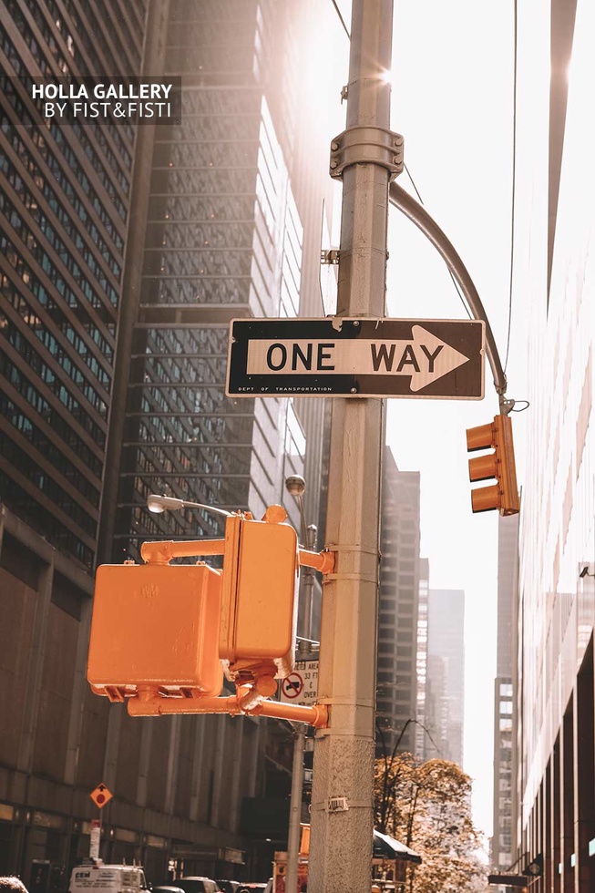 Знак ONE WAY в New York City
