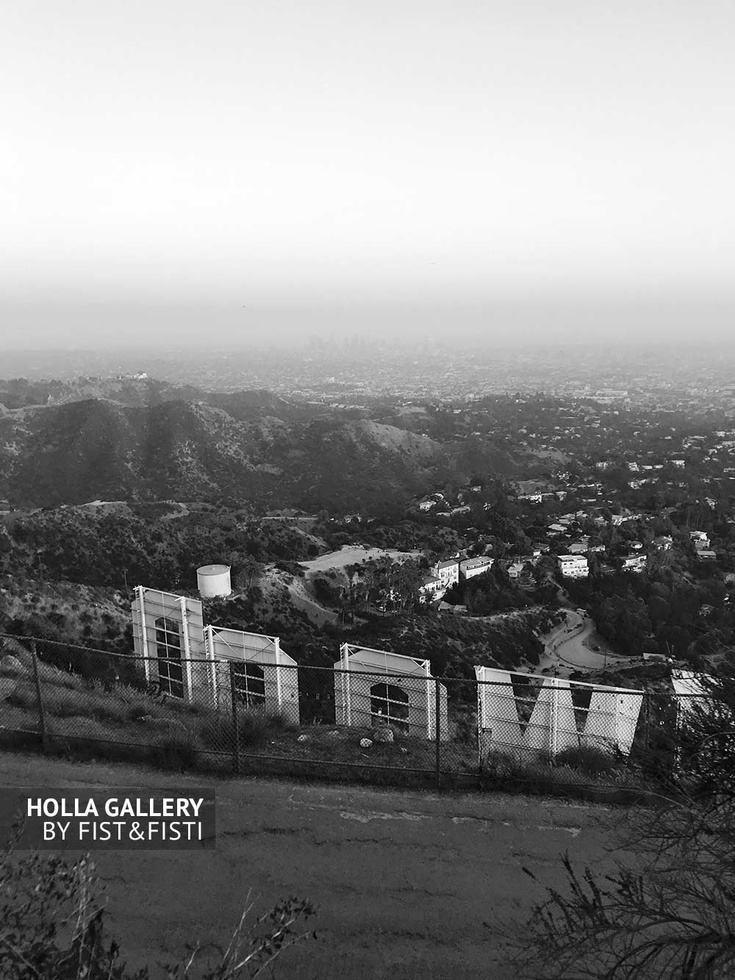 Обратная сторона надписи Hollywood в Los Angeles