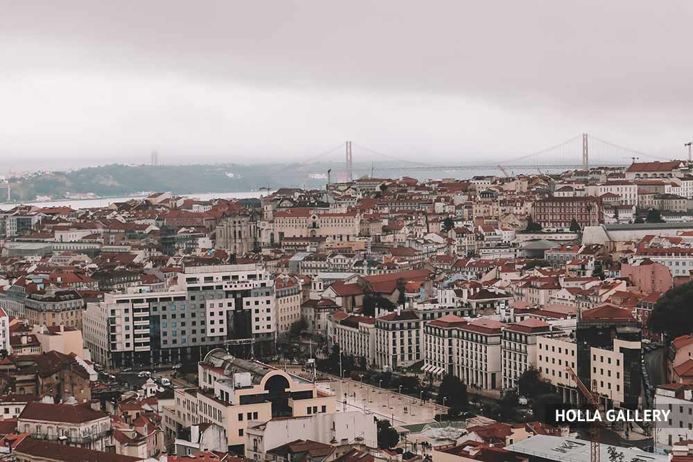 Вид на Лиссабон сверху
